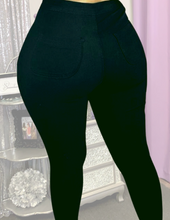 Load image into Gallery viewer, FLATTER ME JEANS (BLACK)