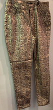 Load image into Gallery viewer, FLATTER ME JEAN (SNAKE SKIN)
