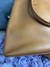 Load image into Gallery viewer, TORY BURCH TOTE BAG (Camel)