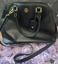 Load image into Gallery viewer, TORY BURCH TOTE BAG (Black)
